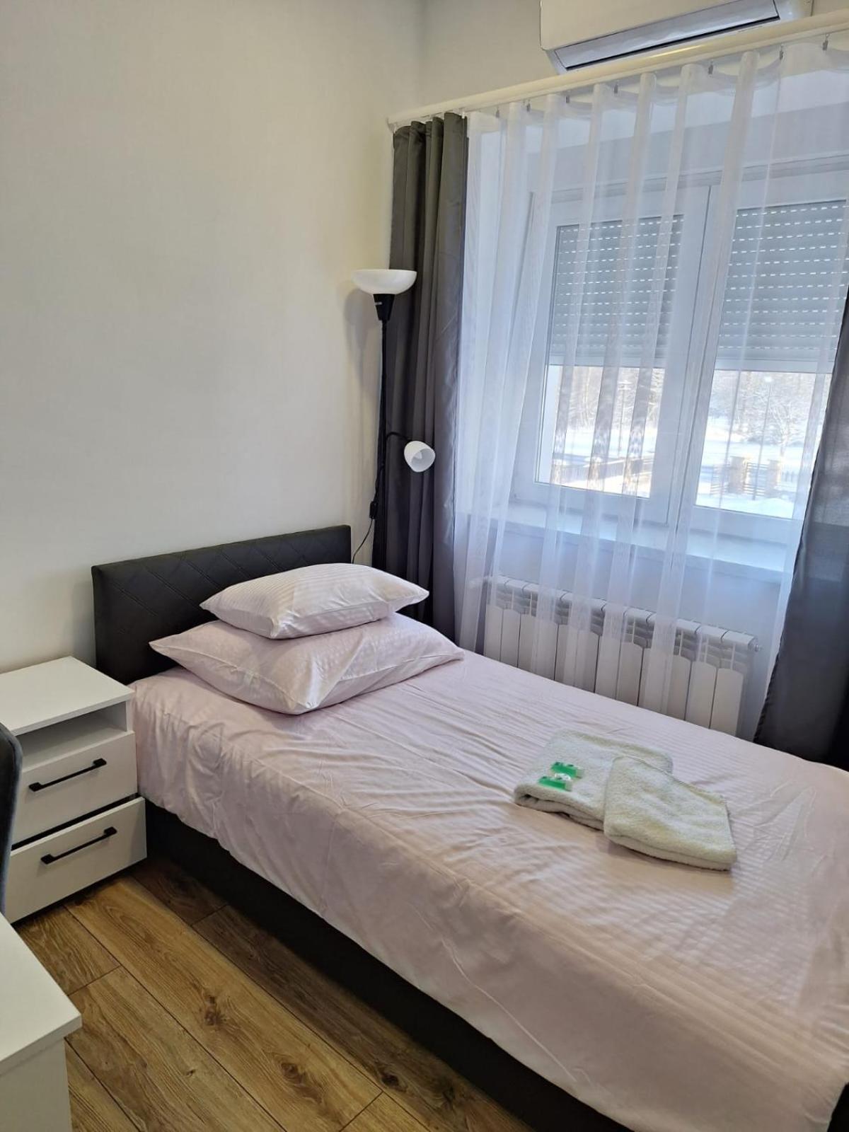Comfort Stay, Ev, Parking 볼레스와비에츠 외부 사진