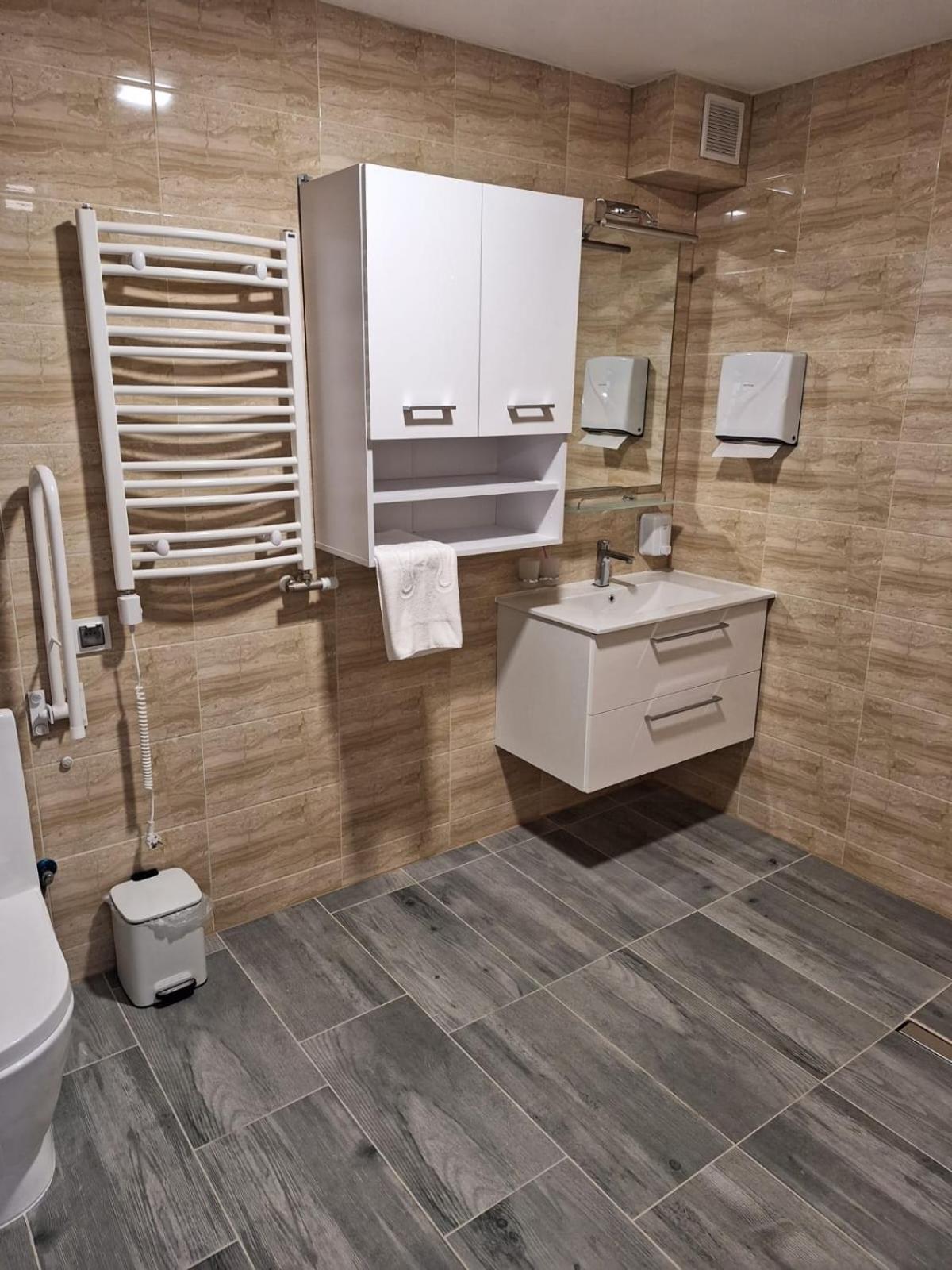 Comfort Stay, Ev, Parking 볼레스와비에츠 외부 사진