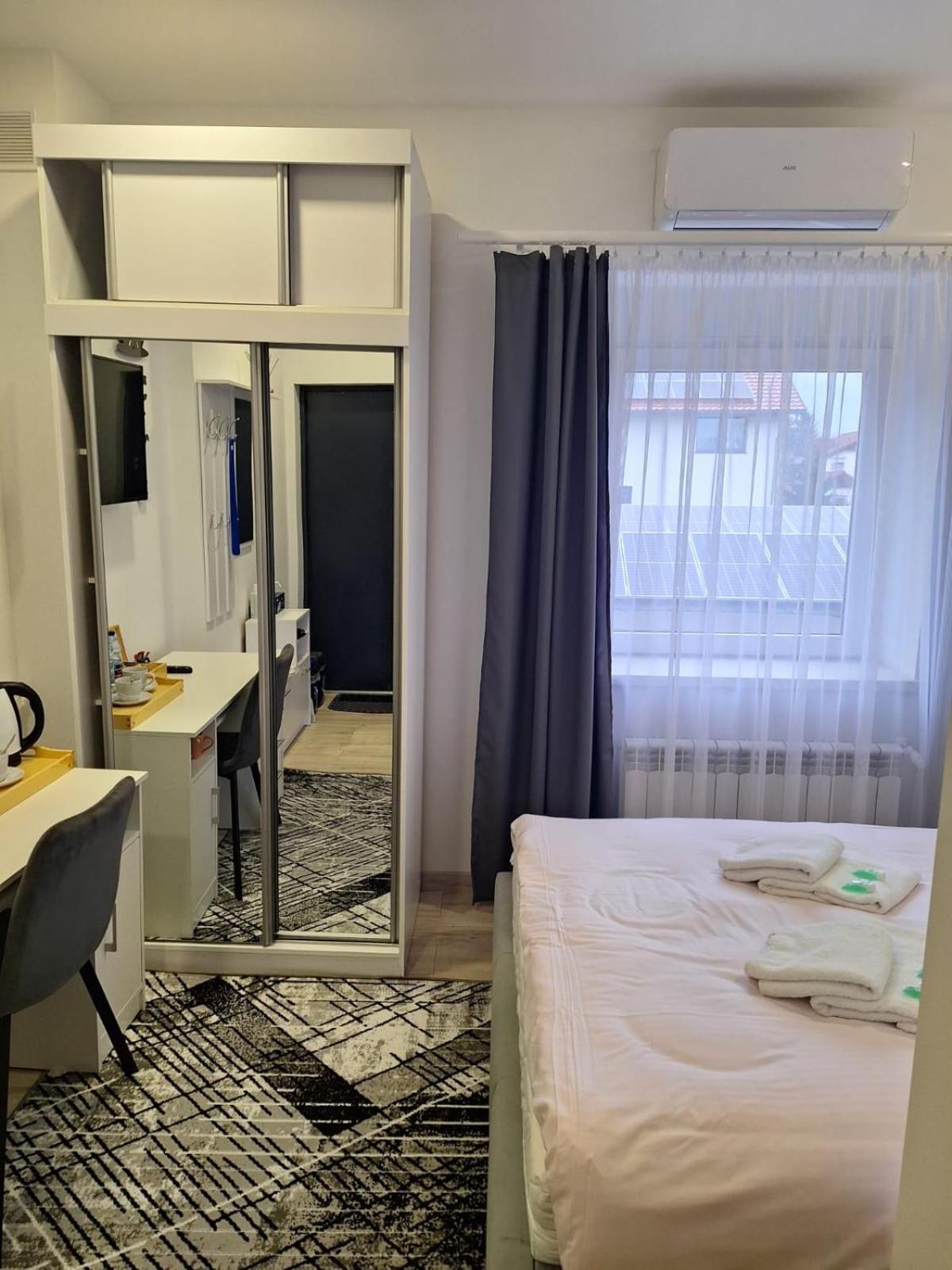 Comfort Stay, Ev, Parking 볼레스와비에츠 외부 사진