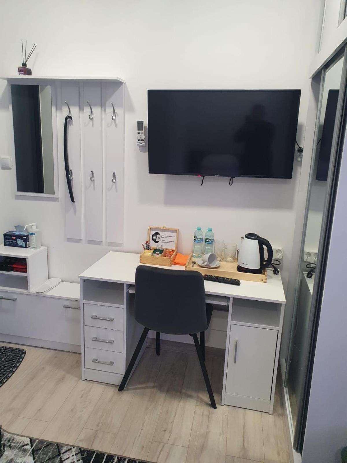 Comfort Stay, Ev, Parking 볼레스와비에츠 외부 사진