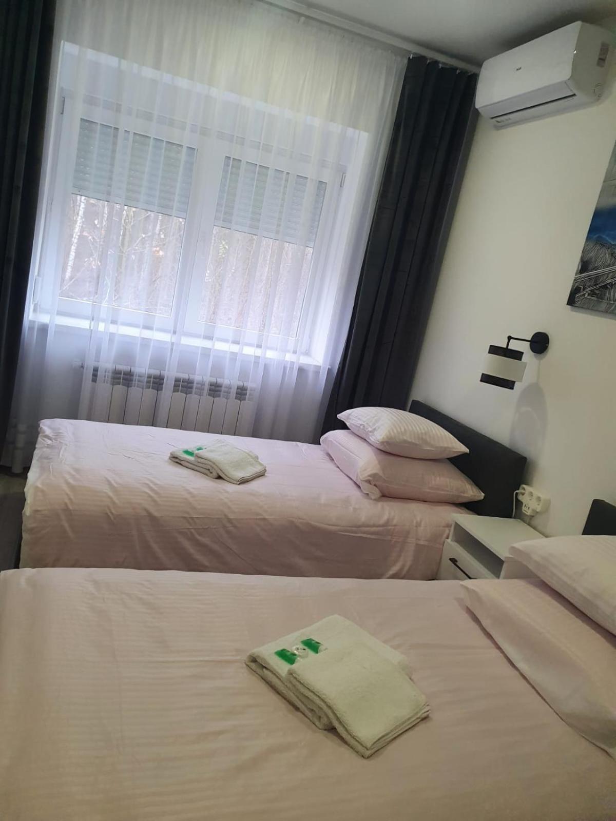 Comfort Stay, Ev, Parking 볼레스와비에츠 외부 사진