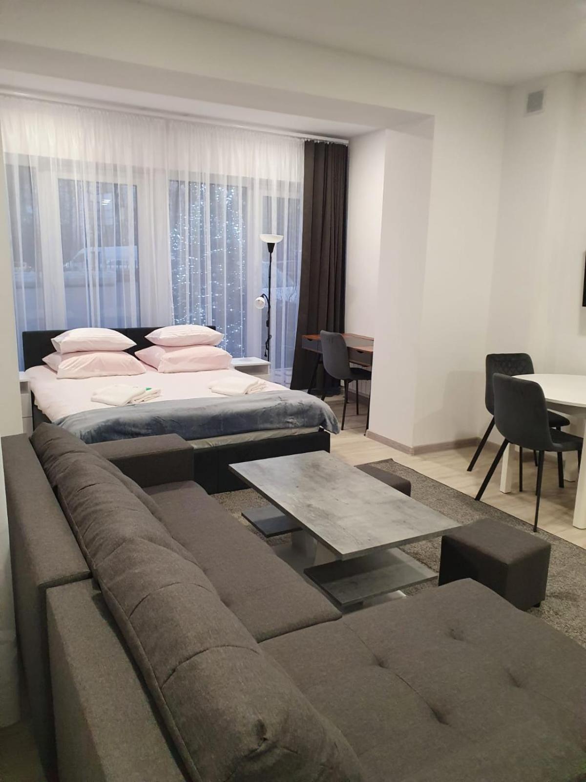 Comfort Stay, Ev, Parking 볼레스와비에츠 외부 사진