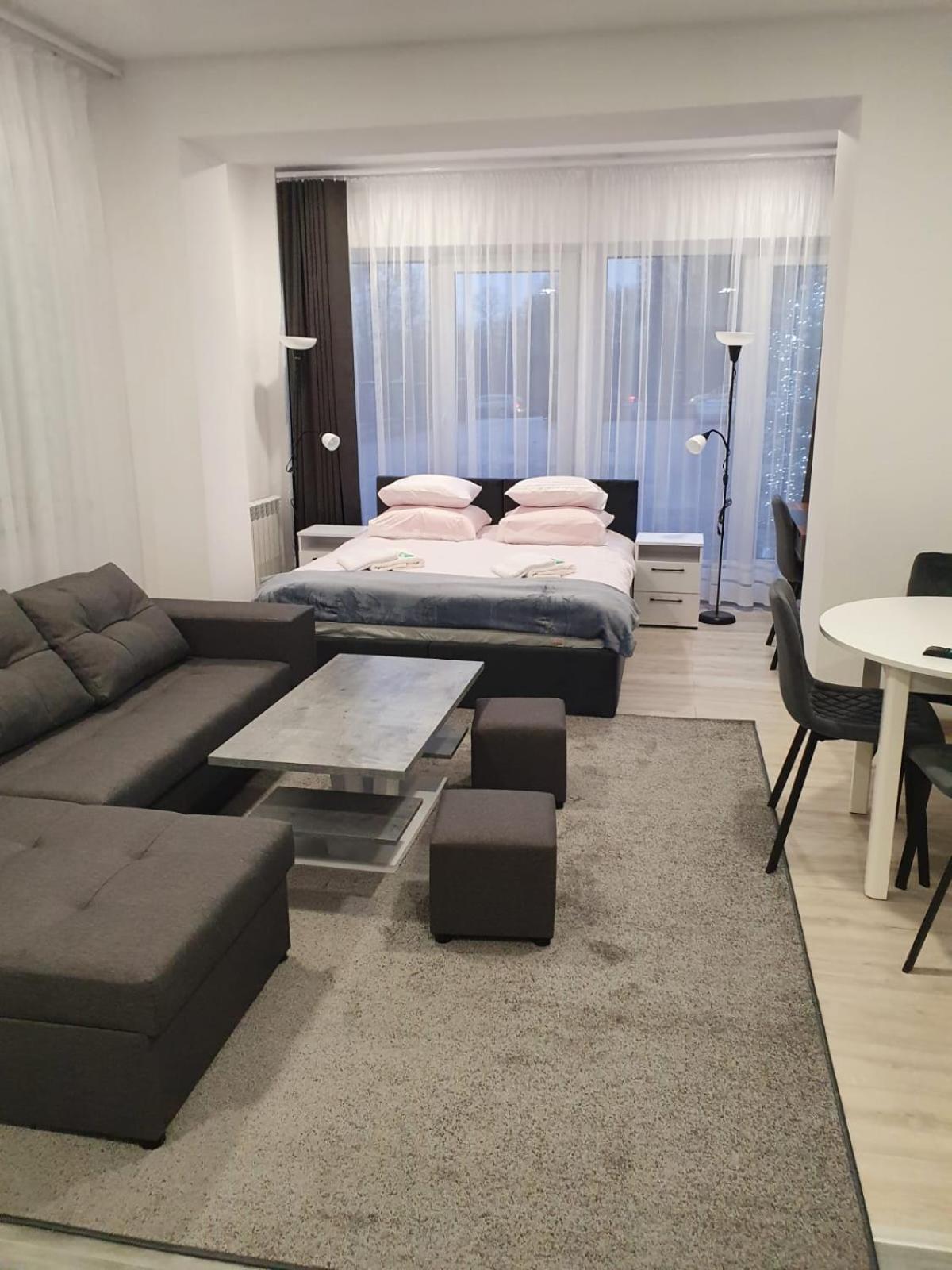 Comfort Stay, Ev, Parking 볼레스와비에츠 외부 사진