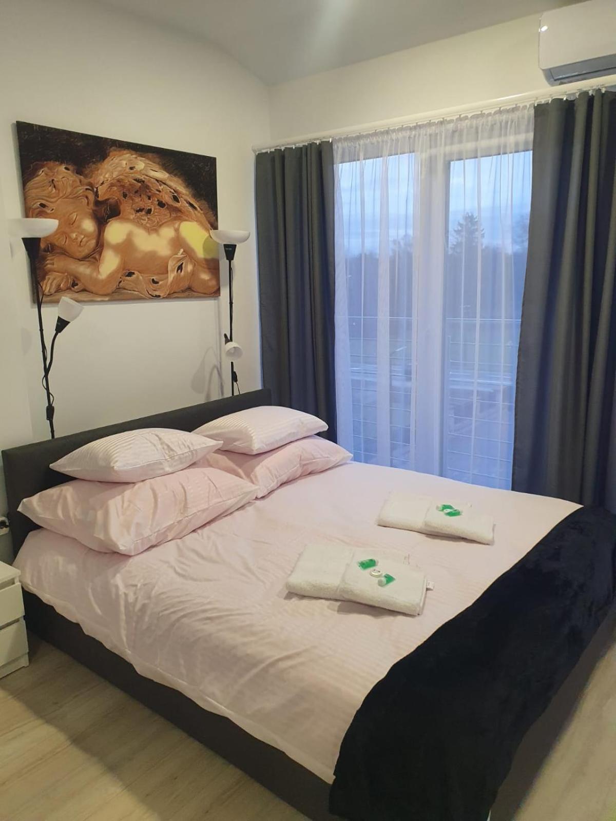 Comfort Stay, Ev, Parking 볼레스와비에츠 외부 사진