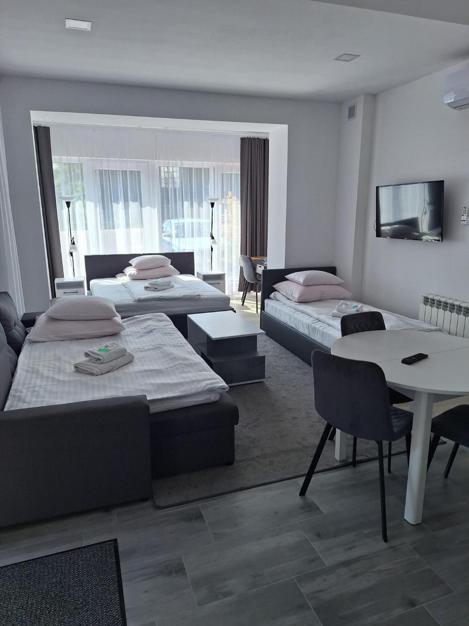 Comfort Stay, Ev, Parking 볼레스와비에츠 외부 사진